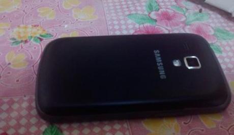 Galaxy S Duos GT-S7562 photo
